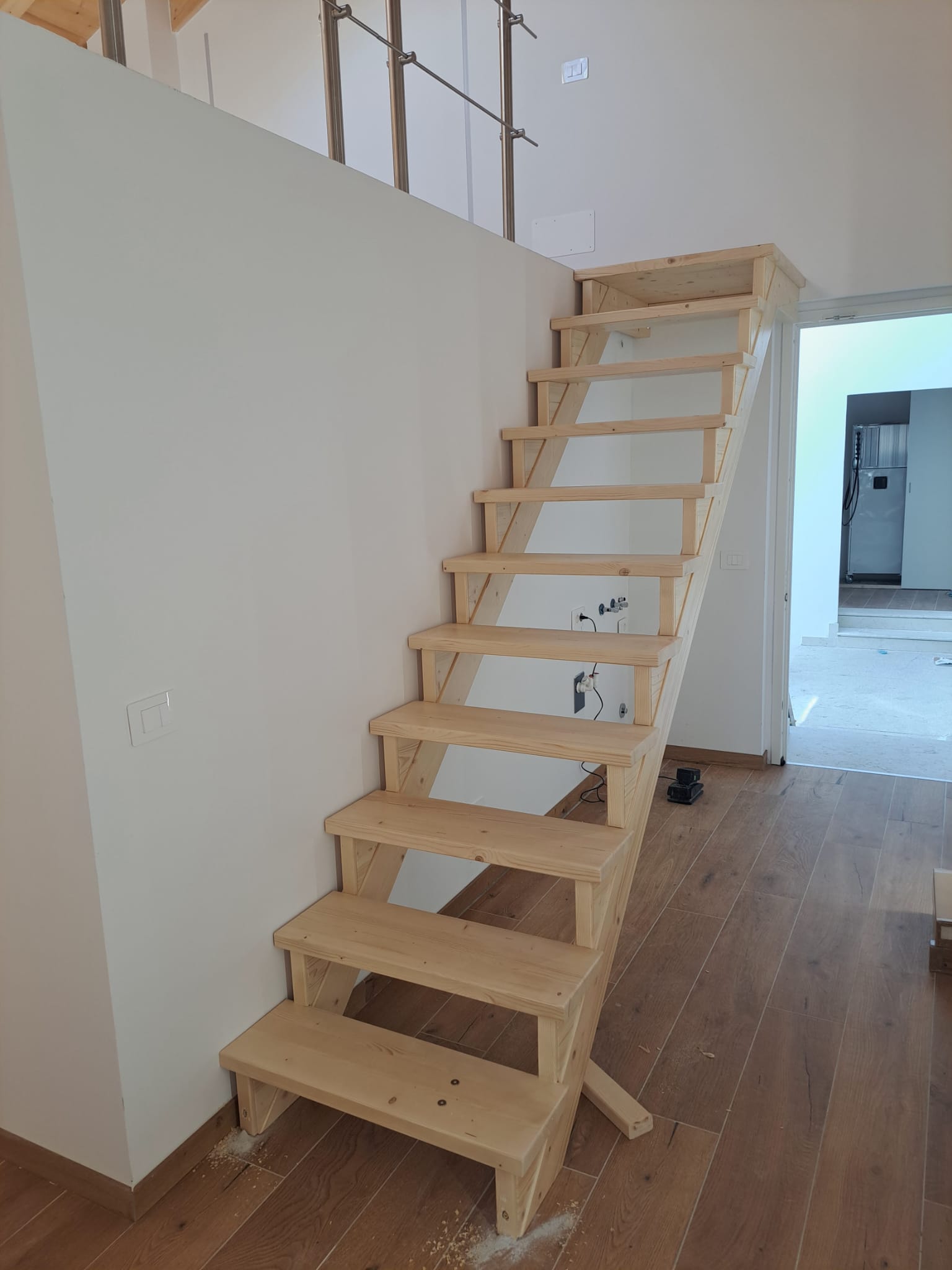 Scala in legno massello